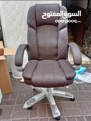  2 brand New office chair and table available