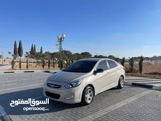  4 متوفر للبيع هونداي اكسنت 2017 . هوندا سيفيك 2009. كيا بيكانتو 2021