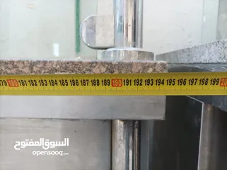  4 كاونتر مطعم