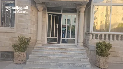  7 فيلا فاخرة للبيع في الجندويل
