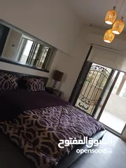  1 روف مفروش بالجاردنز سوبر ديلوكس مع تراس ذات إطلالة رائعة للايجار 300دينار شهري