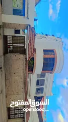  1 منزل للاجار تجاري بمنطقة حي دمشق طابقان  تفصيل المنزل  الاتصال  من الساعة 10صباحا الى 15ظهرا