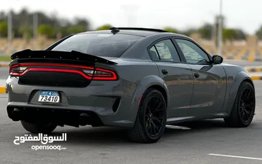  4 دودج تشارجر SRT V8 نضييف جدا ومسرفس