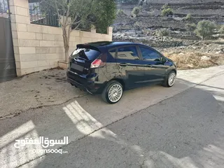  3 للبيع فورد فيستا