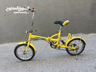  23 بسكليتات متنوعه جميعها اجنبيه والتفاصيل داخل الاعلان