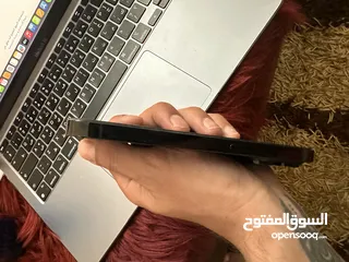  1 ايفون 14 pro لون اسون ما شاء الله ولا خدش > 128 جيجا + 3 كفرات نوعيه اصليه  سبب البيع فقط للتحديث