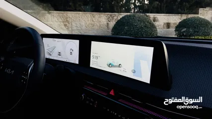  12 Kia EV6 2022 وارد كوري بحالة الوكالة اعلى صنف