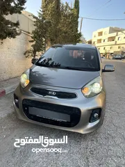  1 كيا مورننغ جي تي مع فتحة