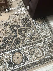  4 سجادة لون بني وبيج