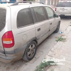  5 اوبل زافيرا