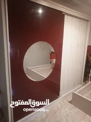  3 تخت مجوز مع خزانة مع 2 كوميدينا للبيع