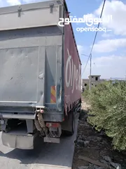  3 فولفو fl6 19طن صندوق 8متر مع رمبة
