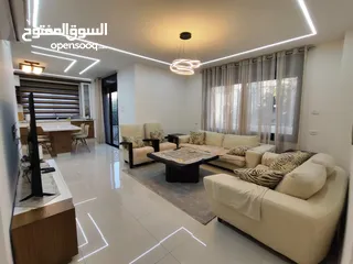  13 شقة مفروشة سوبر ديلوكس للإيجار – عين مصباح  قلب رام الله