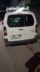  4 بيجو بارتنر 2015