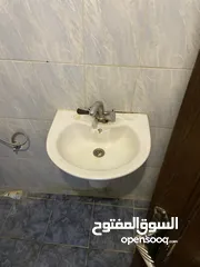  21 شقه فارغه للإيجار