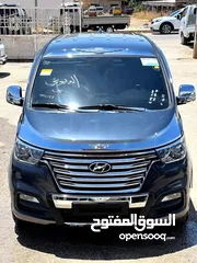  2 باصات للايجار مع السائق فقط 10 مقاعد  لجميع انحاء المملكة  مطار الملكة علياء.. جسر الملك حسين