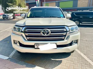  15 Toyota Land Cruiser EXR  V6 2016