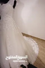  9 بدلات عرايس جديده و شبه جديده للبيع