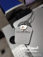  2 فايبر ليزر  لنقش والحفر ورسم باعلى دقه   الماكينه ما بتعوض  مشروع مرتب ودخله ممتاز