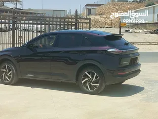  10 نيتا يو برو 2022 لون باذنجاني حره
