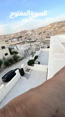  22 عماره طابقين للبيع تشطيب ديلوكس عمر البناء 5سنوات