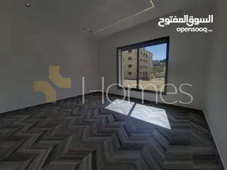  4 شقة ارضية مع حديقة للبيع في طريق المطار بمساحة بناء 187م