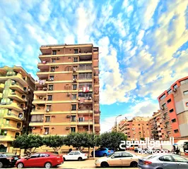  14 عماره للبيع في مصر الجديده