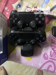 10 مع 8 سيديات وثلث ايدين وجميع ملحقاتهPs4