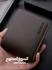  17 شناتي ومحافظ رجالي جلد نخب أول
