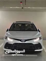  2 Toyota Camry 2023 Gle  بحالة الوكالة