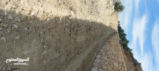  5 ارض للبيع في واد القف