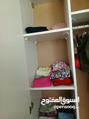  6 غرفه نوم اطفال للبيع  خزانه وسرير عدد 2 وكومودينا وتواليت وفراشات عدد2 وكفرات عدد2