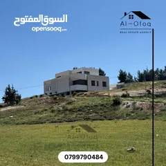  4 فرصة ذهبية لامتلاك أرض سكنية فاخرة بإطلالة خلابة وعلى شارعين – طريق المطار / خلف المدارس العالمية