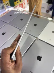  3 Apple iPad Air 2