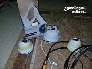  9 كاميرات مراقبة 2 ميجا مستعمل وحالة ممتازه ويوجد كاميرا بالكرتونه ومحولات بالكرتونه شغالات عالفحص