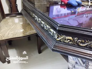  3 طاولة سفرة بحالة ممتازة حجم كبير من خشب  اللاتيةو الزان مع ستة مقاعد للبيع بمائتي دينار