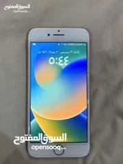  2 ايفون 8 للبيع نضيف