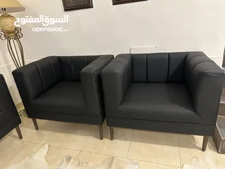  6 طقم كنب جلد اسود matt 3 قطع السعر. 280 دينار