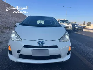  7 TOYOTA PRIUS C 2014