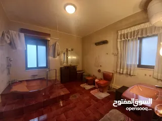 8 شقة مفروشة للإيجار 450م2 ( Property 18268 )-174847924