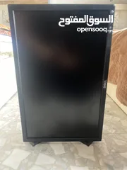  5 قطع للي معني بأشي يتواصل خاص