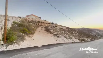 3 للبيع- ارض مميزة في بيت امرين -