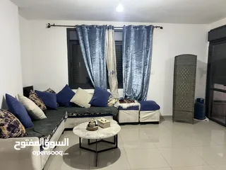  2 شقه مفروشه للايجار في البيره قرب دوار حبوب وقرب برافو في المصيون