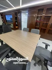 1 طاولة اجتماعات
