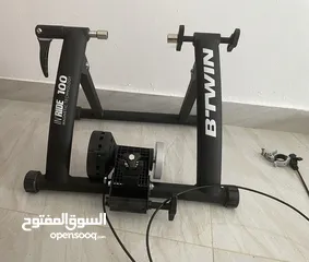  1 BTWIN IN'RIDE 100 HOME TRAINER