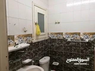  3 شقه للايجار بطنطا شارع طه الحكيم اول بلكونه ناصيه