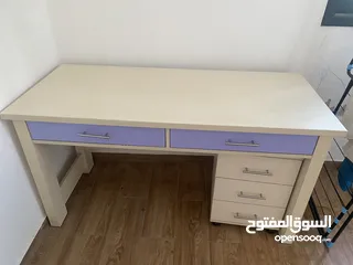  2 طاولة مكتبية مع كرسي مكتبي