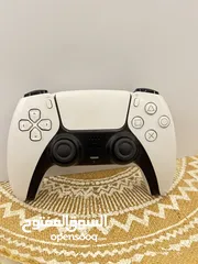  11 بلايستيشن 5 نظيف جدا بحال الوكالة استعمال خفيف جدا playstation5 بليستيشن 5 نظيفة جدا بحال الوكاالة