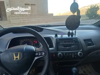  4 هوندا سيفيك  للبيع