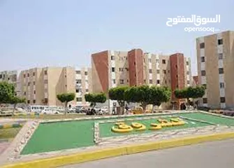  2 للايجار شقة دور ثالث بمدينة الشروق الاسكان الاستثماري 135 متر بجوار مول الفيوتشر مطلوب 4000